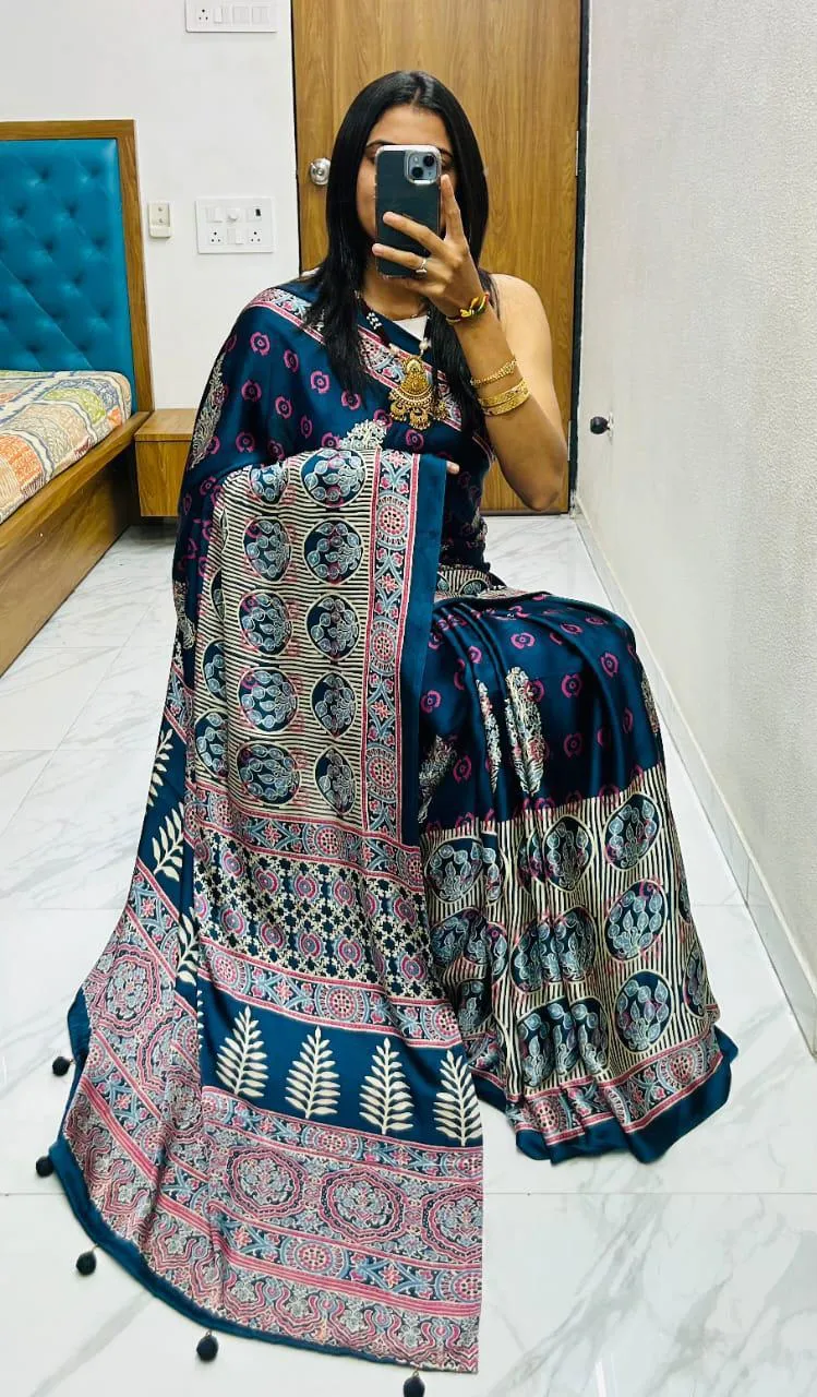 Buy New Supar Premium Saree in Surat - Reseller Bazzar